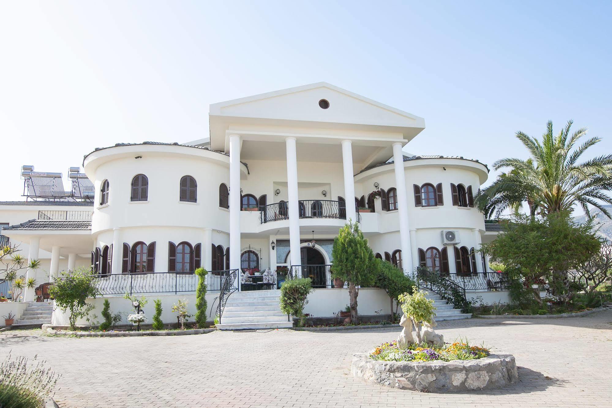 Meryem'S Hotel Agios Epiktitos Экстерьер фото